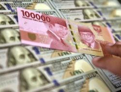 Rupiah Ditutup Melemah, Tertekan Rekor Baru Kasus Harian COVID-19