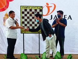 Dikemas Melalui Coaching Clinic, GM Utut Adianto Tebar THR ke Wartawan Catur
